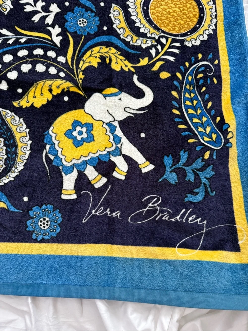 NWT Vera Bradley Ellie Blue Beach Towel Retired Pattern Rare! 33” X 66”